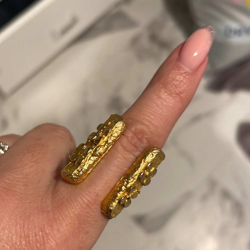Slip on designer ring